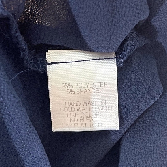 Gibson Women’s Size X-Small Solid Navy Blue Cold Shoulder Tunic Tie Sleeve Top - Picture 8 of 12